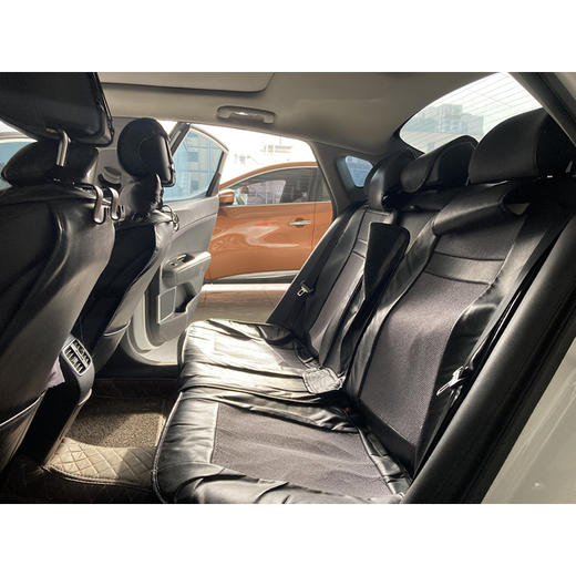 起亚 K5 1.6T 自动LUX 【长租-北京】 商品图7