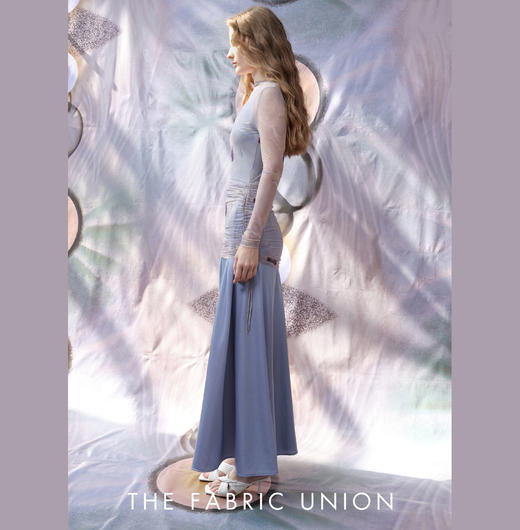 THE FABRIC UNION微透抽绳上衣度假V领渐变度假连衣裙 商品图2