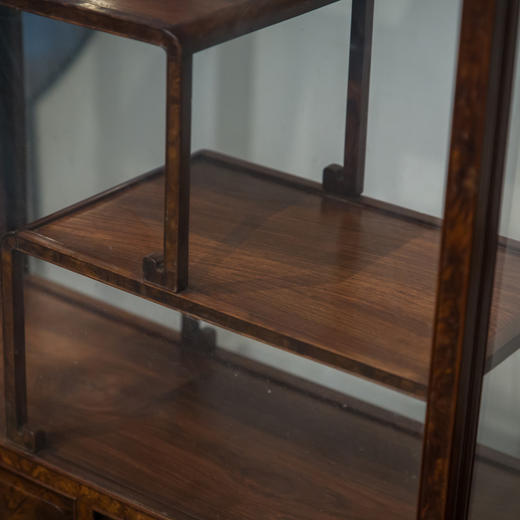 民国 红木镶瘿木侧开门博古架（一对） 商品图1