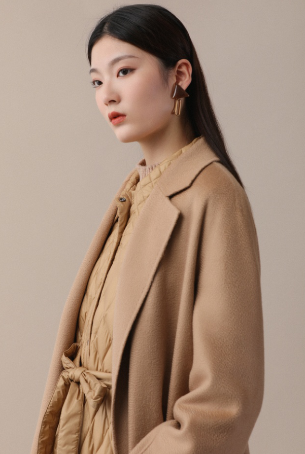 宝卡纳纯羊绒经典水波纹大衣