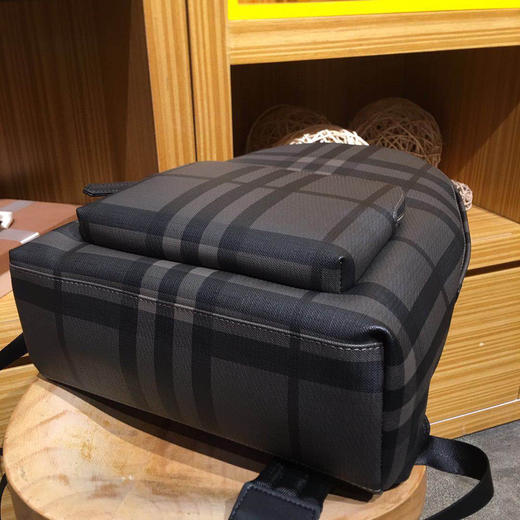 秋冬特惠💰590 巴宝莉双肩背包BB808 商品图7