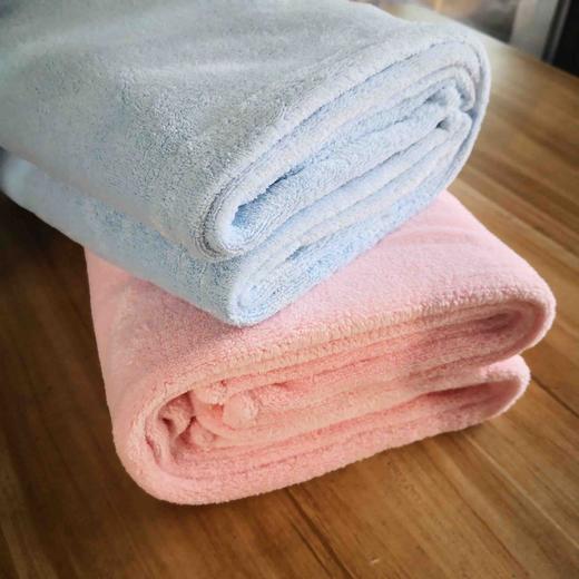 【必败榜——SOFTCARE】 迎4月开放日 买二赠一活动中  入门款大浴巾 克重轻50克 处理特惠福利体验款 用3年也不发硬的柔软强吸水浴巾 商品图7