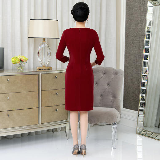 上海旗袍厂NBL-NG60797奥黛旗袍钉珠洋气婚宴礼服遮肚子改良祺袍春秋装新款 商品图2