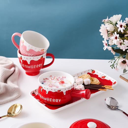 wa'g'h草莓陶瓷早餐碗盘组合 创意可爱少女心单柄碗手柄甜品碗一人食套装 商品图3