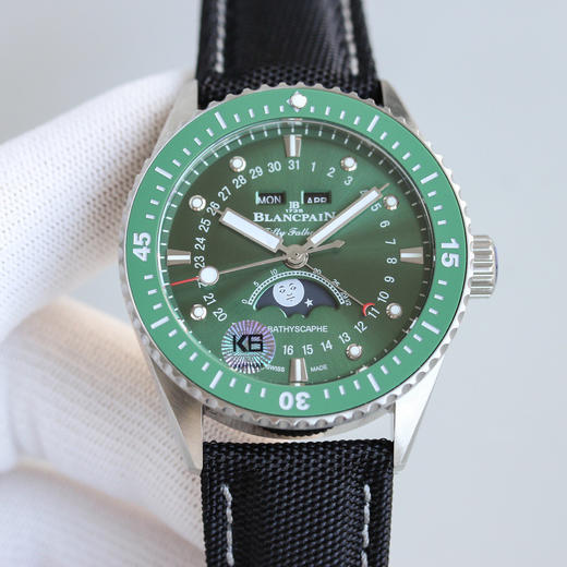 TW新力作 宝珀五十寻系列，5054-1110-B52A。压轴巨献，大三针夜光设计，直径43毫米！搭载6654.P自动机械机芯，具备星期显示，日期显示。月份显示，年份显示，月相显示 商品图11