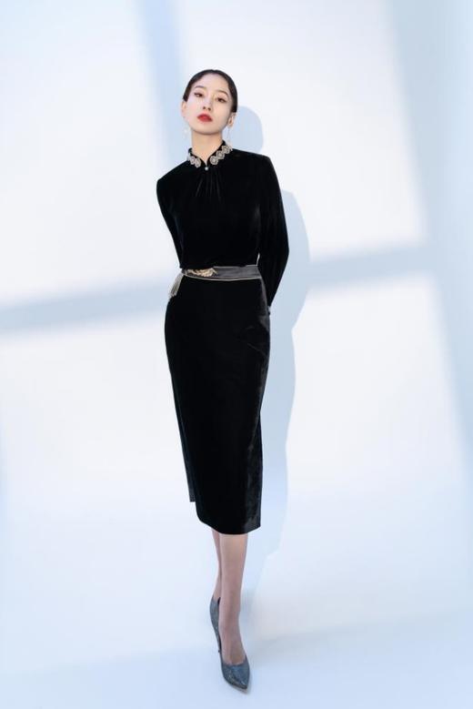 荷言HEYEN 时锦 黑色真丝丝绒半身裙拼接刺绣腰带 商品图1