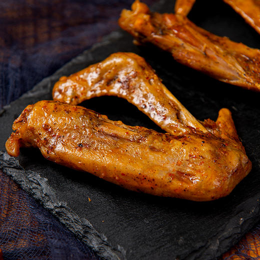 荆楚潺陵刘备鸭同德秘汁翅尖烧烤味20g 商品图3