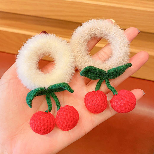 女童毛绒樱桃发圈新款不伤发弹性好小女孩发饰韩国网红头绳 商品图5