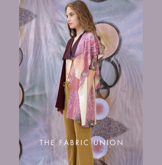 THE FABRIC UNION「Lichtung林中空地」系列印花羊毛披肩围巾 商品图1