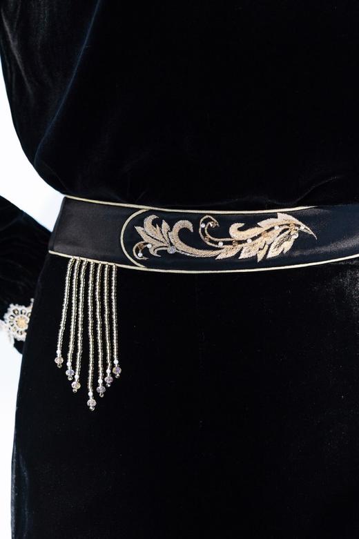 荷言HEYEN 时锦 黑色真丝丝绒半身裙拼接刺绣腰带 商品图3