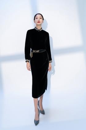 荷言HEYEN 时锦 黑色真丝丝绒半身裙拼接刺绣腰带