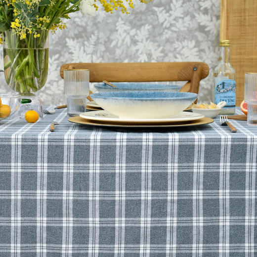 莫兰迪小格纹清新雅致棉布餐桌布 商品图1