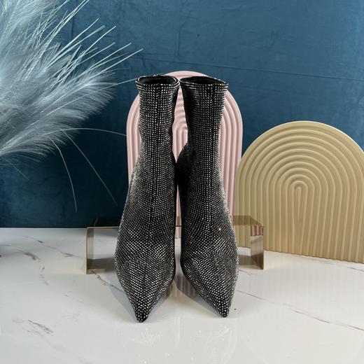 IUIU SECOND 秋冬时尚水钻尖头细跟高跟鞋 商品图0