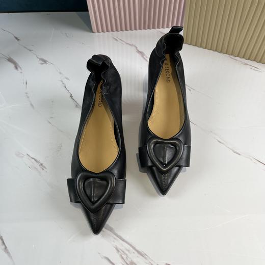 IUIU时装粗跟单鞋 商品图6