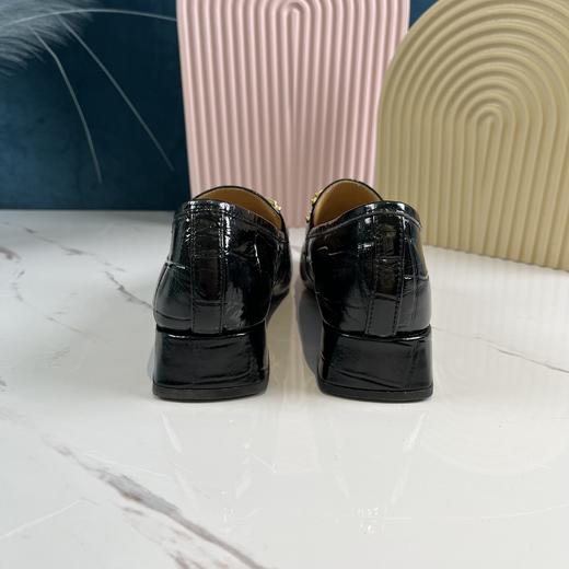 IUIU SECOND 2021秋冬新款牛皮压纹乐福鞋 商品图3