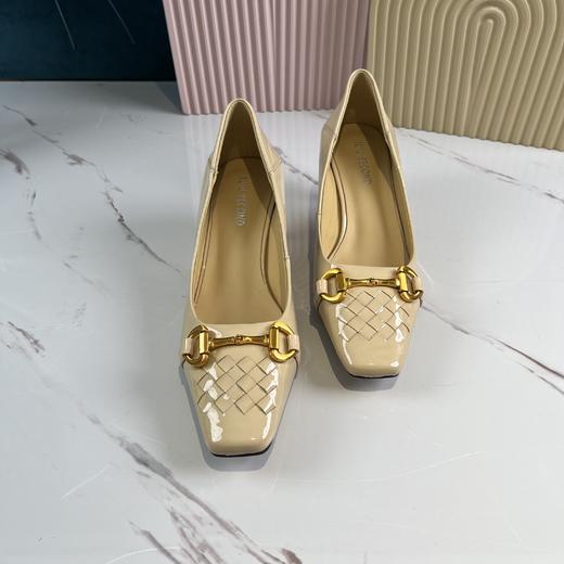 IUIU SECOND 春夏编织元素方头漆皮小跟单鞋 商品图2