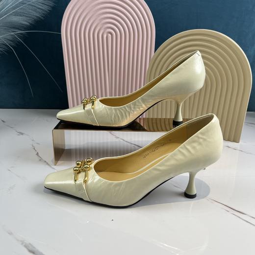 IUIU SECOND 2021春夏款油蜡羊皮浅口高跟鞋 商品图7