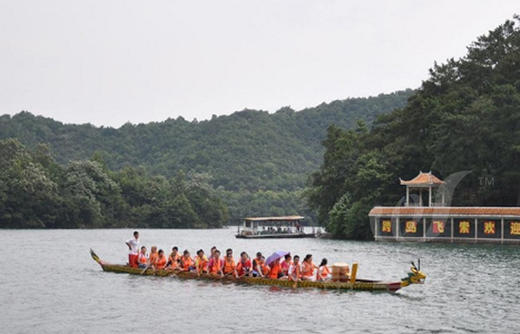 主题团建 · 水上龙舟赛 商品图0