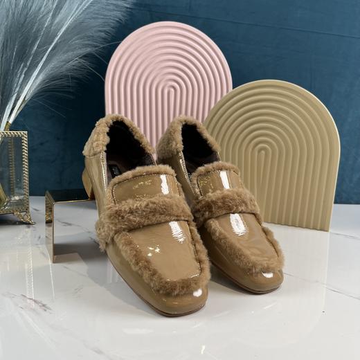 IUIU SECOND 秋冬羊毛皮拼接漆皮毛毛乐福鞋 商品图5