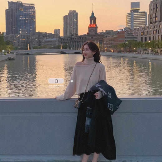 福利 浣熊小露肩 实穿主义也爱的小心机设计感毛衣 商品图1