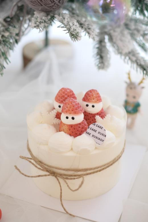 【草莓屋】小雪人。戚风蛋糕 商品图0