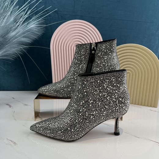 IUIU时装短靴 商品图1