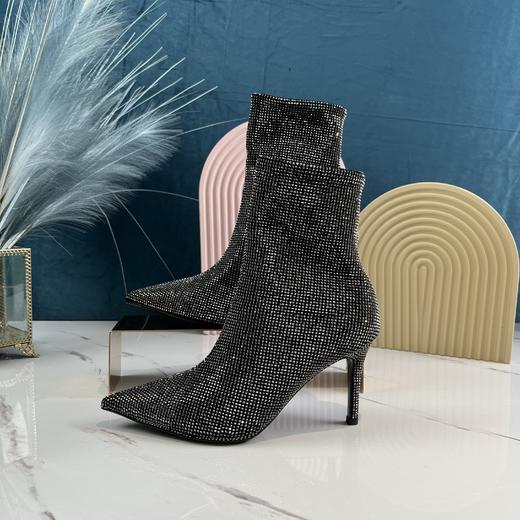 IUIU SECOND 秋冬时尚水钻尖头细跟高跟鞋 商品图2