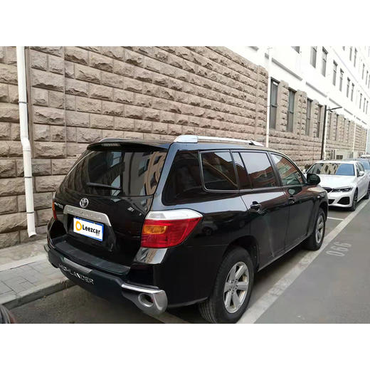 丰田 汉兰达 2.7L 两驱5座运动版 【长租-北京】 商品图3