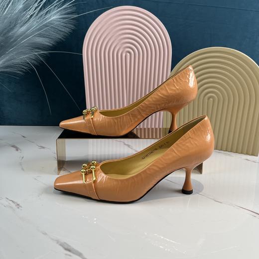 IUIU SECOND 2021春夏款油蜡羊皮浅口高跟鞋 商品图3