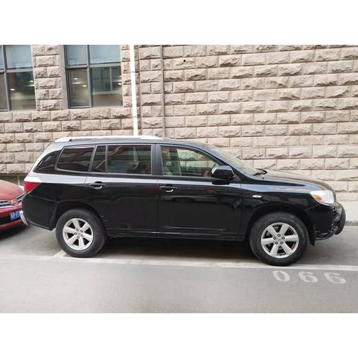 丰田 汉兰达 2.7L 两驱5座运动版 【长租-北京】 商品图2