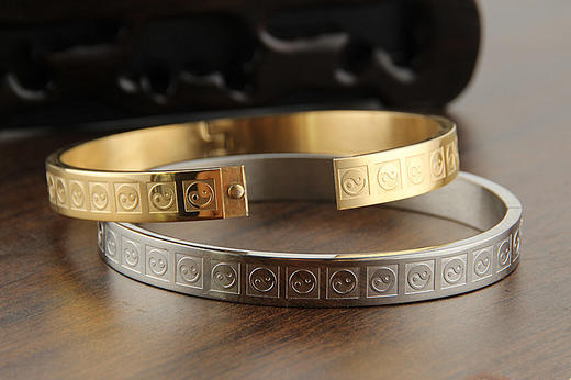 太极图钛钢手环 商品图1