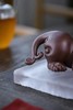 觅财貔貅.尺寸:长15cm  宽10cm  高9cm  泥料:原矿紫泥 商品缩略图5