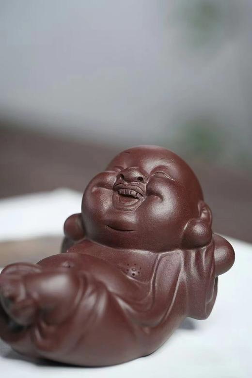 开心罗汉可做笔架 尺寸:长9cm  宽5cm  高5cm！   泥料:原矿老紫泥 商品图3