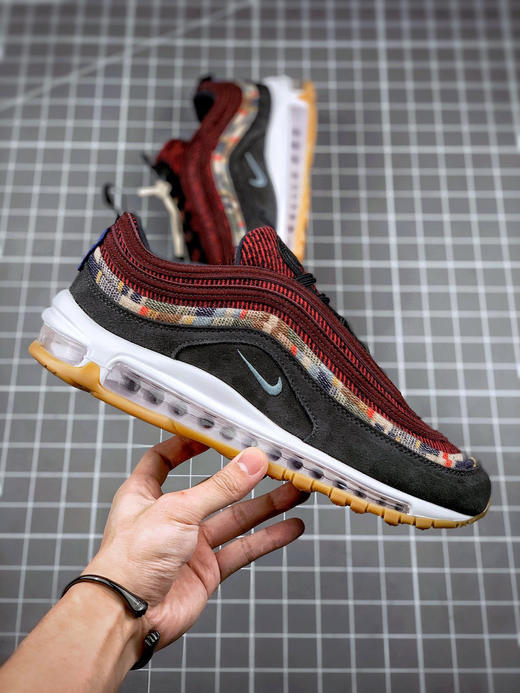 NK Air Max 97 NK BY 琛
97子弹灰红灯芯绒 商品图4