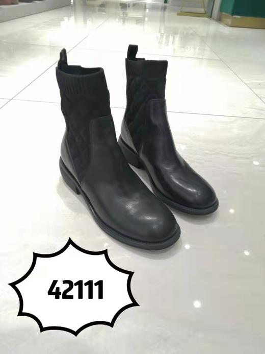 IUIU冬款女靴 商品图0