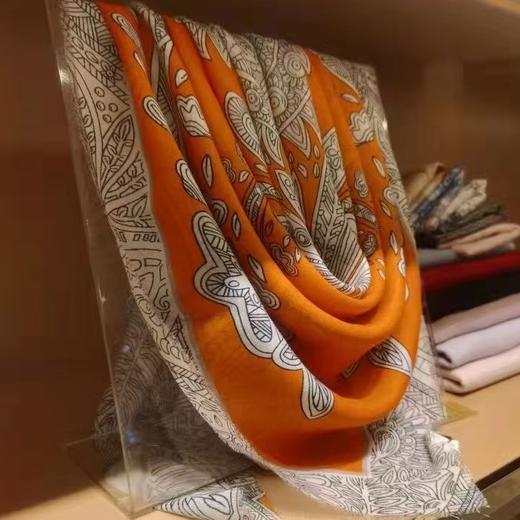 优品堂《锦瑟繁花》精品水溶羊毛90×90方巾 商品图14