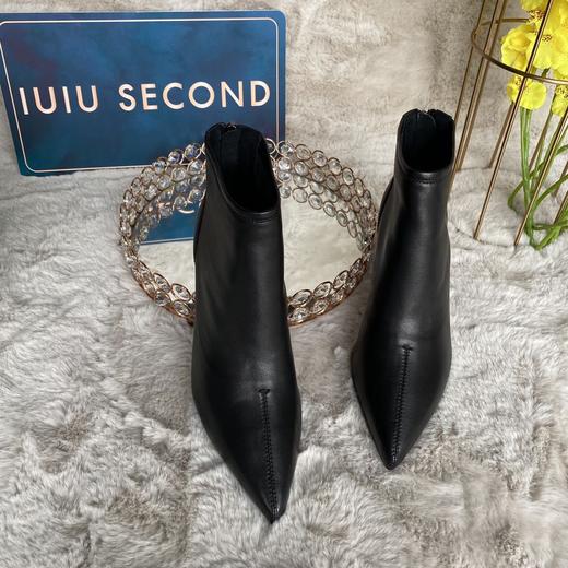 IUIU冬款女靴 商品图1