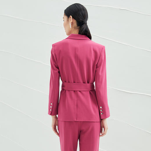 EITIE爱特爱春夏纯色西装V领修身中长款系带外套6503212 商品图3