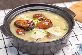 腊排骨煨豆腐果