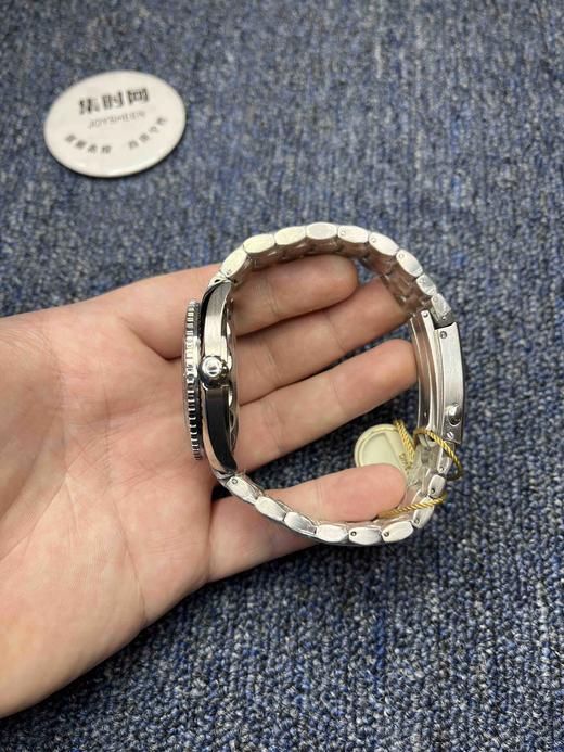 OMEGA欧米茄海马系列600米 潜水男士机械腕表
机芯：搭载进口西铁城 商品图4