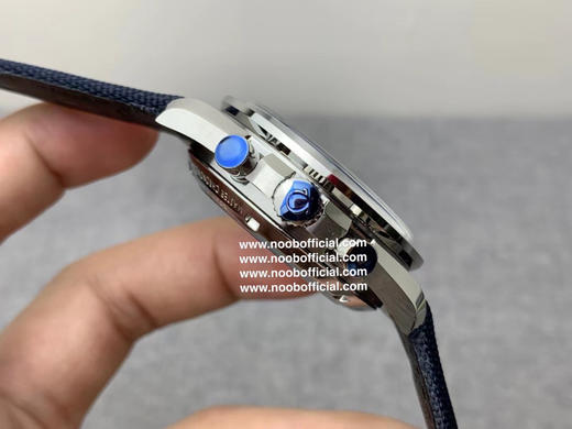 Noob真功能 史努比150周年计时打开之后后盖火箭能转动地球🌍一直能动的同步专柜功能，预定出货！ 商品图6