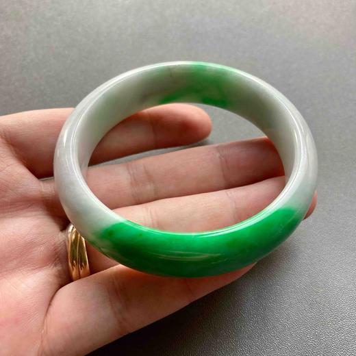 糯种阳绿辣色翡翠手镯56 商品图5