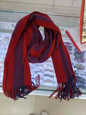 撞色围巾 04612009（2楼）