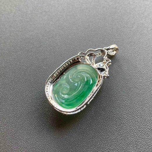 冰种阳绿翡翠辣色如意18k白金钻石镶嵌 商品图3