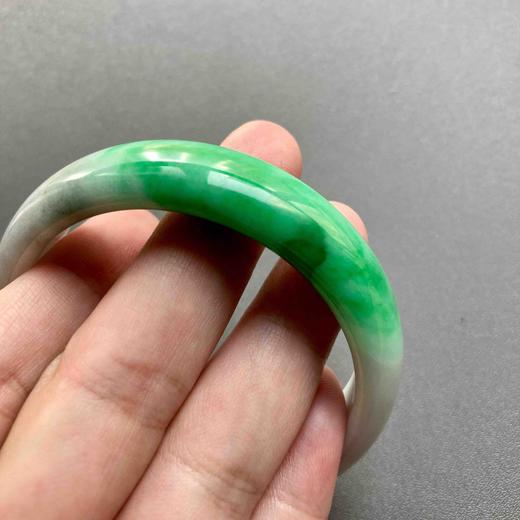 糯种阳绿辣色翡翠手镯56 商品图8