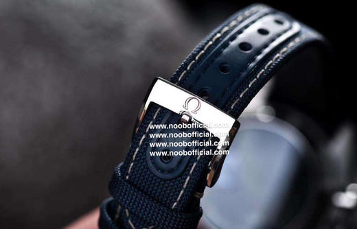 Noob真功能 史努比150周年计时打开之后后盖火箭能转动地球🌍一直能动的同步专柜功能，预定出货！ 商品图10