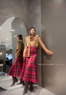 秦萨羊毛打底衫