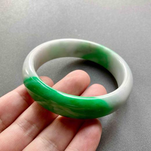糯种阳绿辣色翡翠手镯56 商品图6