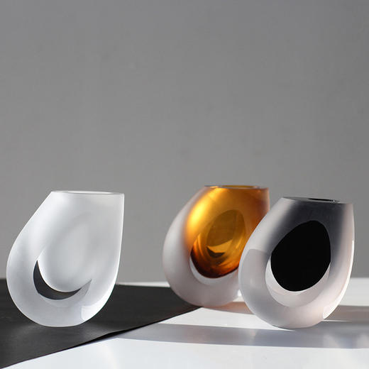 2021.12月新款 斜口加厚磨砂玻璃小花瓶 商品图7