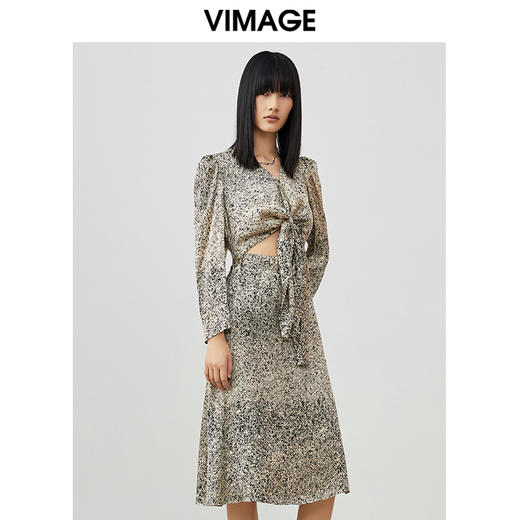 VIMAGE/纬漫纪春季新款100%桑蚕丝修身显瘦设计出众V领印花连衣裙V1707306 商品图2